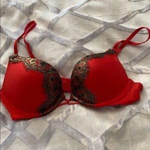 Sexy Red Victoria Secret Bombshell Bra